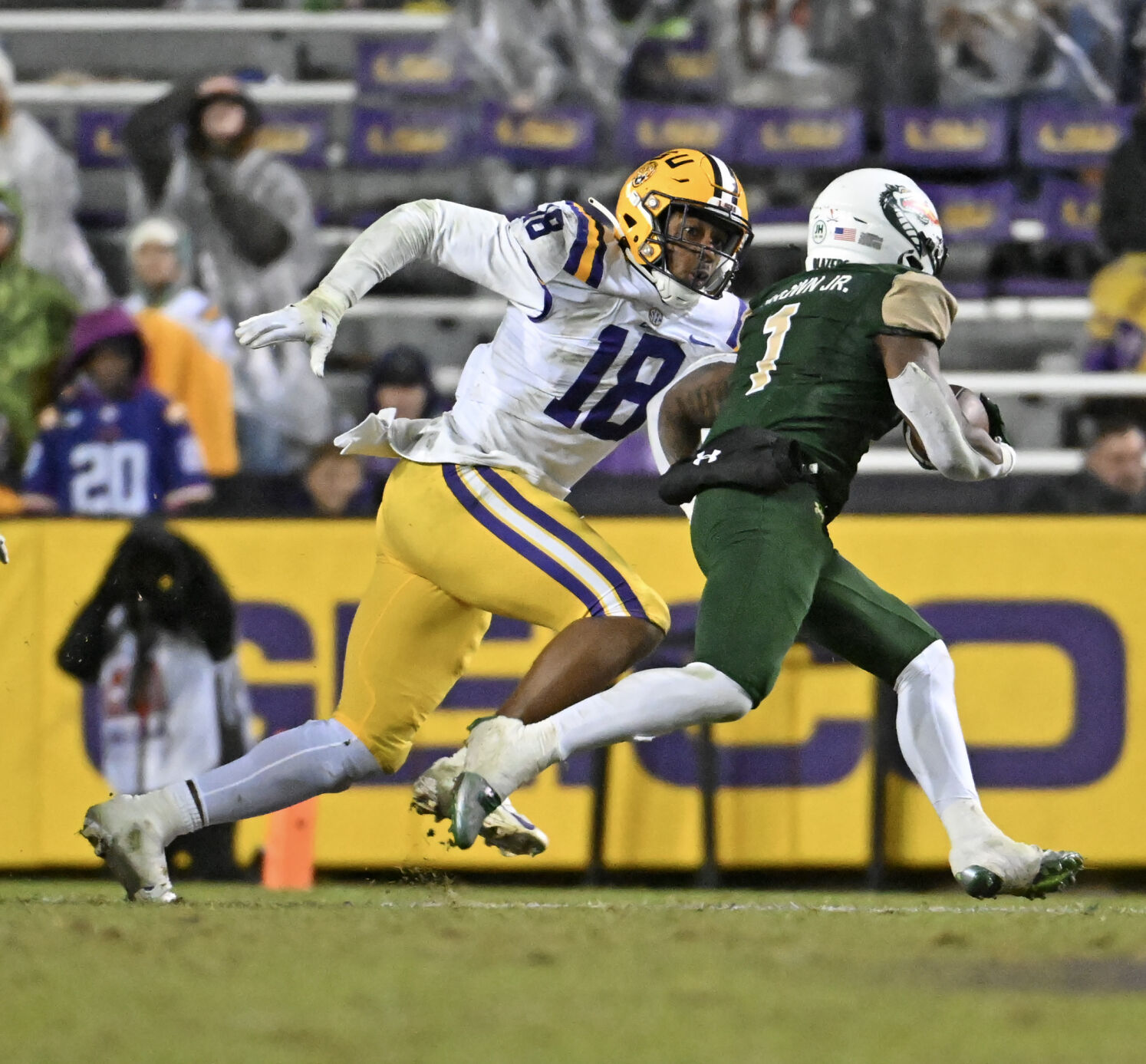 BR.lsuuab.112022 HS 2435 copy.jpg